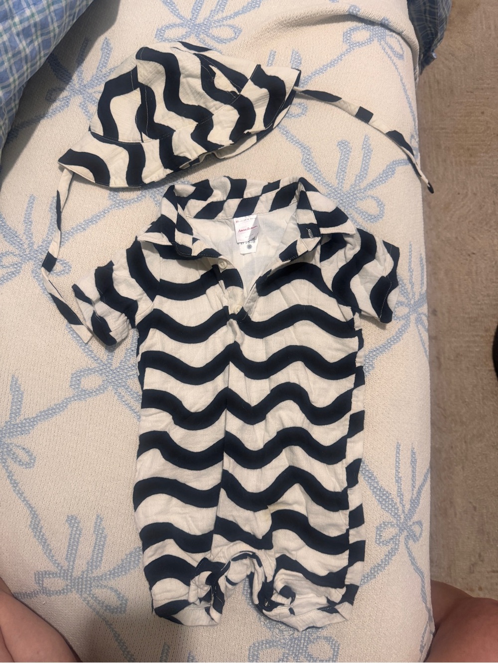 Black and White Wavy Stripe Baby Romper with Matching Hat
